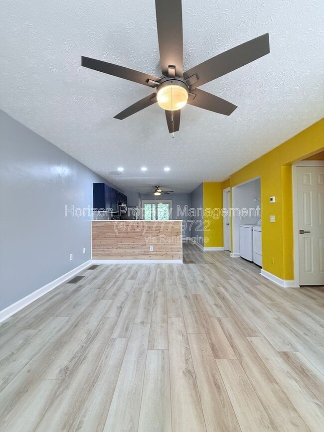 Photo - 9170 Horseshoe Bend