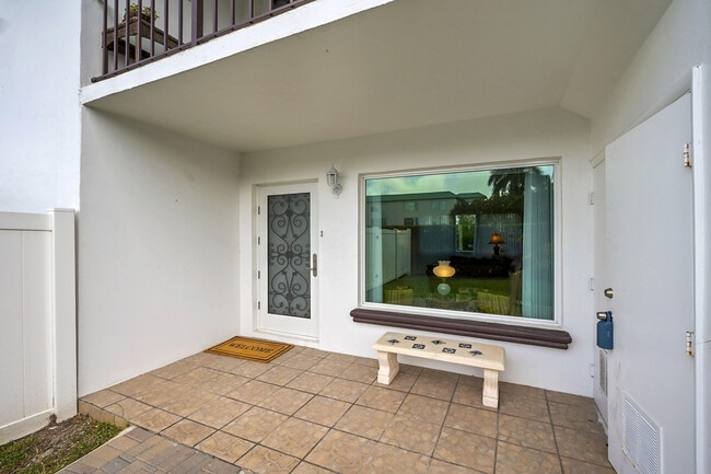 1702 S Ocean Blvd