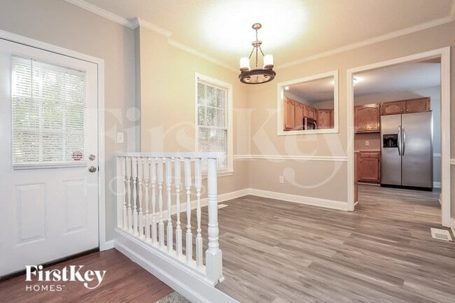 Photo - 163 Twin Valley Ct