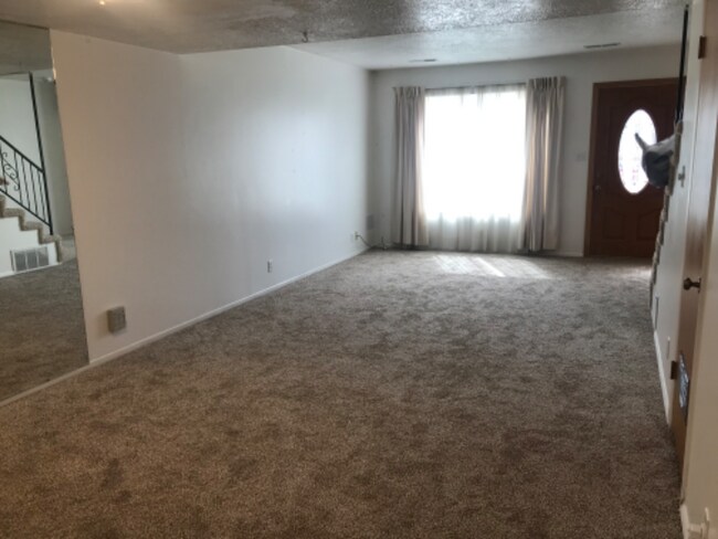 Photo - 968 McKinley Ave