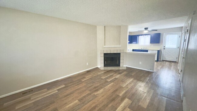 Photo - 2344 Split Rock Dr