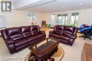 Photo - 676 Bonavista Dr