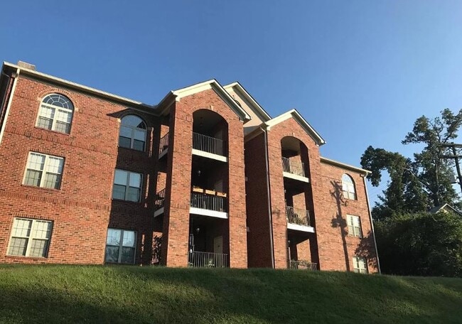 Photo - 4805 Lyons View Pike Unit 304