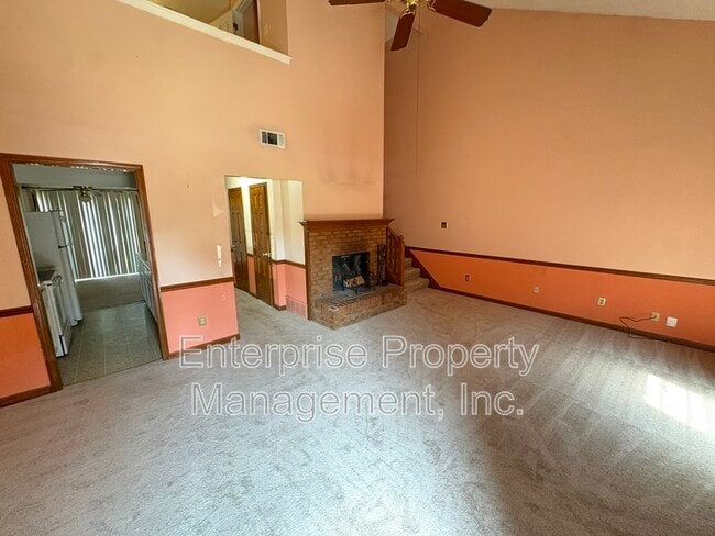 Photo - 2995 Charlestowne Pl