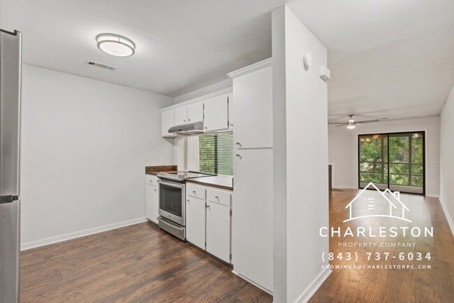 Photo - 2741 Jobee Dr Unit 5