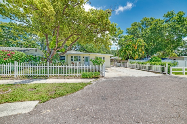 Photo - 4413 W Rogers Ave