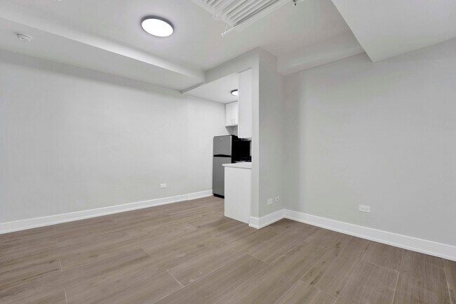 Photo - 2959 N Damen Ave Unidad 1L