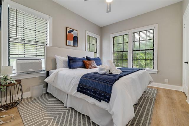 Photo - 4400 Gaston Ave Unidad 1