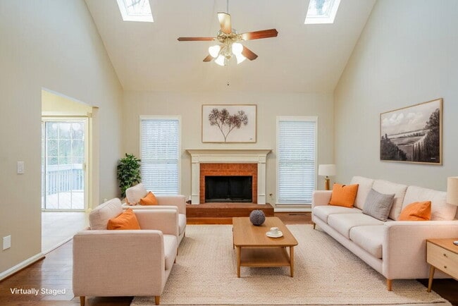 Photo - 1403 Velvet Creek Trce SW