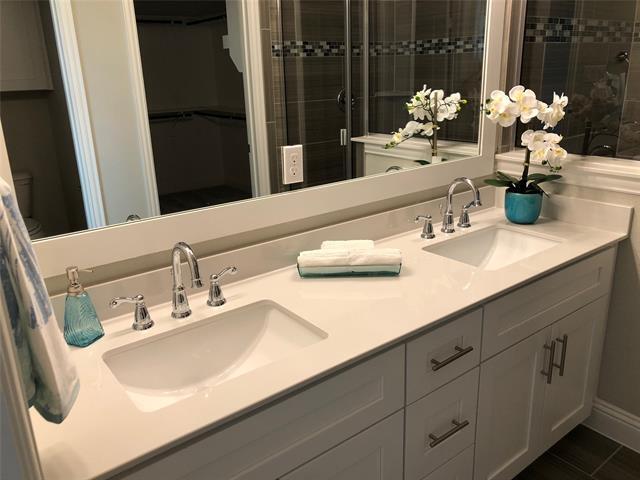 Photo - 6110 Rainbow Valley Pl