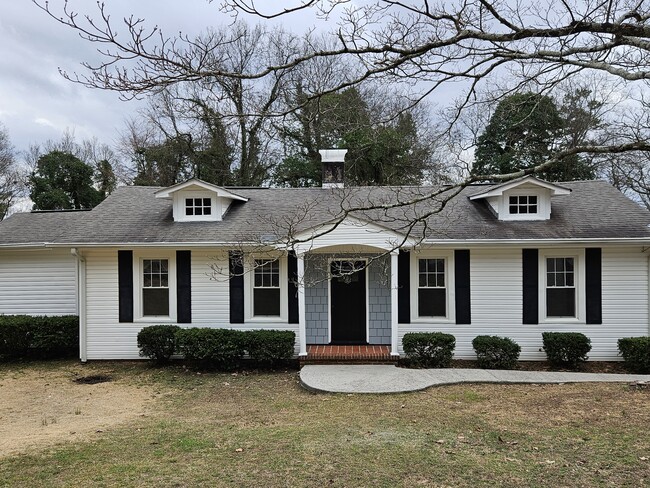 Photo - 632 Signal Mountain Blvd House