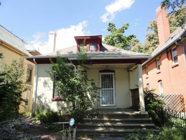 Building Photo - 2333 N Clarkson St