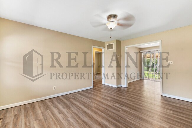 Photo - 1401 W 34th St S