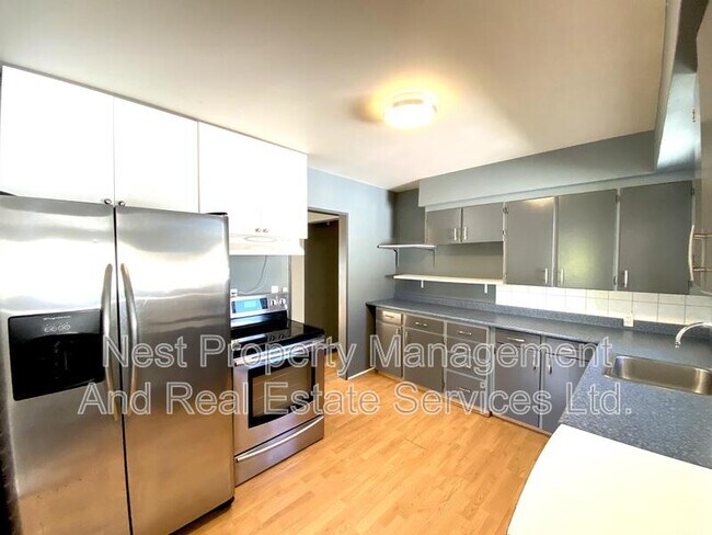 Photo - 2610 10th Ave