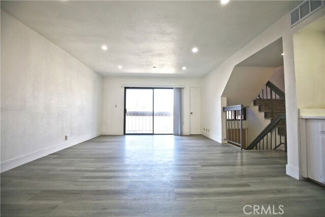 Photo - 210 W Grand Ave