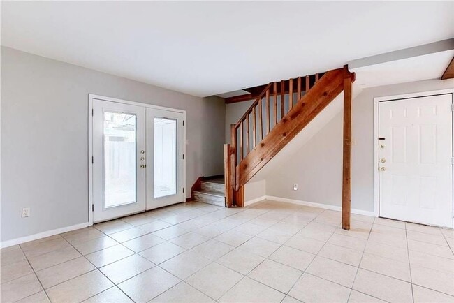 Photo - 8612 Bowling Green Dr