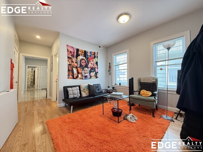 Photo - 83 Newbury St Unidad 2