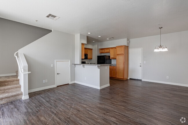 3BR, 2.5BA - 1265SF