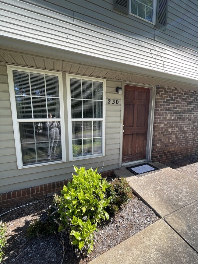 230 Park Ln Townhome Townhome Rental in Newton NC