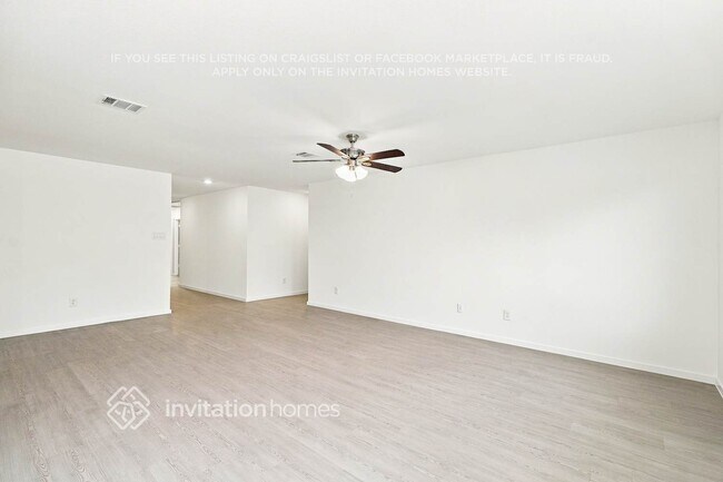324 Sonny Dr