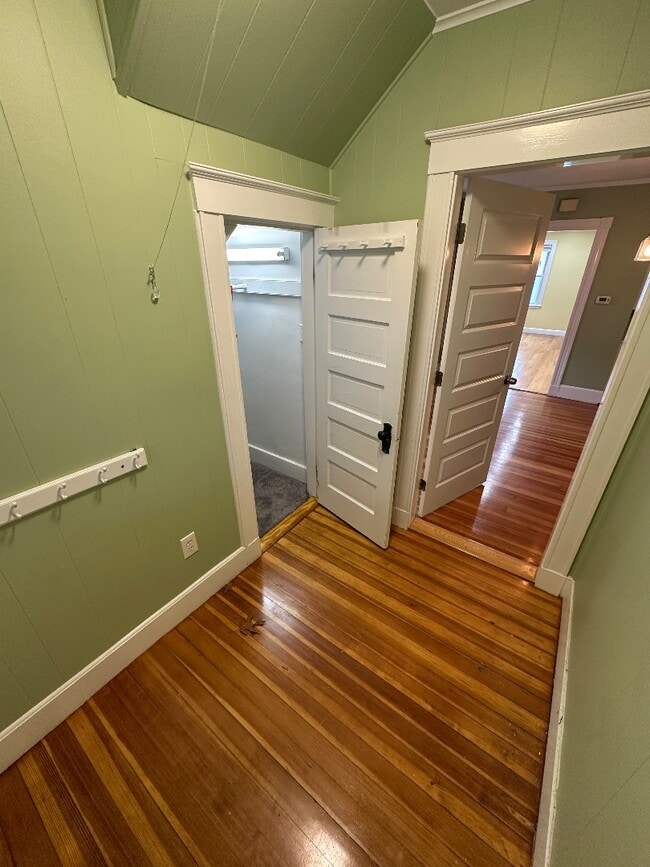 Photo - 151 Edinboro St Apartamento