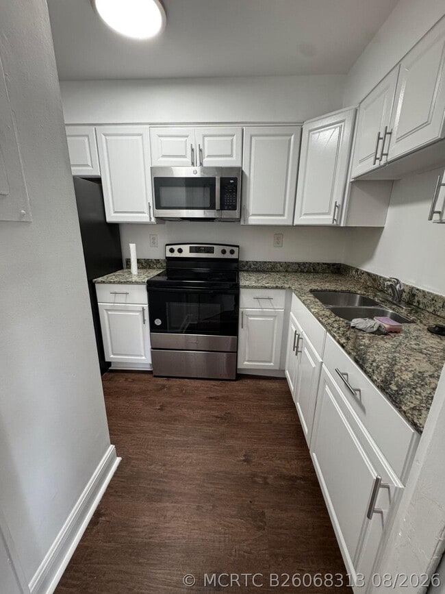 Photo - 510 Lake Shore Dr Unit 0360