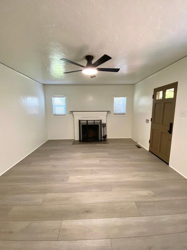 135 Juana Maria Ave Unit 135 Juana Maria Ave