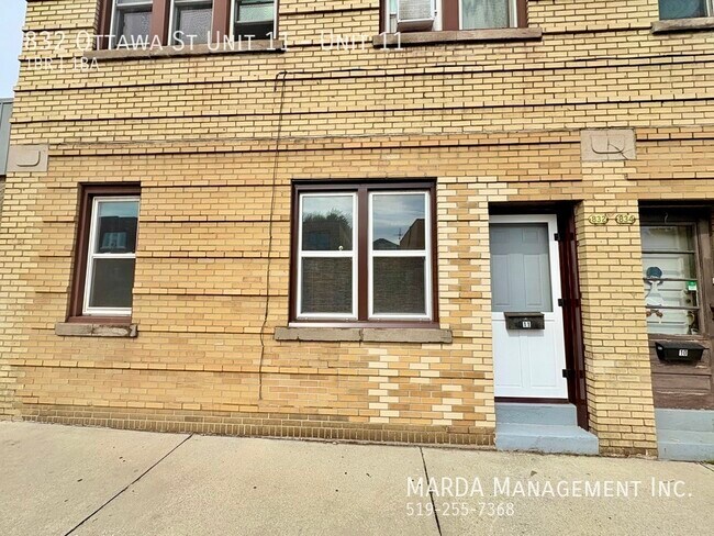 Photo - COZY 1 BED/1BATH UNIT RIGHT ON OTTAWA ST! + HYDRO Unit 11