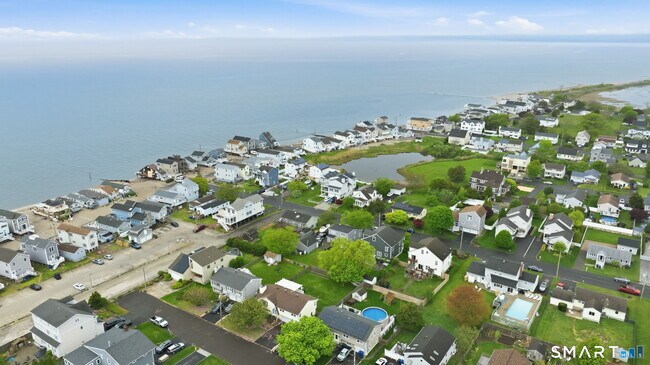 80 3rd Ave