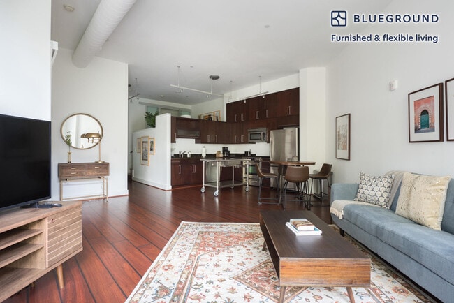 Photo - 8210 Crestwood Heights Dr Unidad FL5-ID827