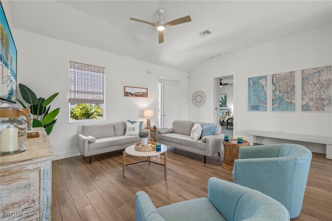 Photo - 154 SE 20th St