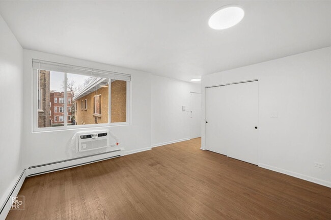 Photo - 7357 N Winchester Ave