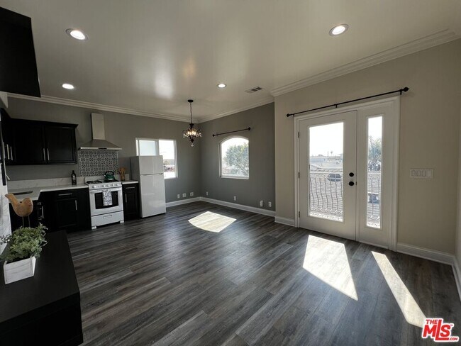 Photo - 3151 W 132nd St Unit A