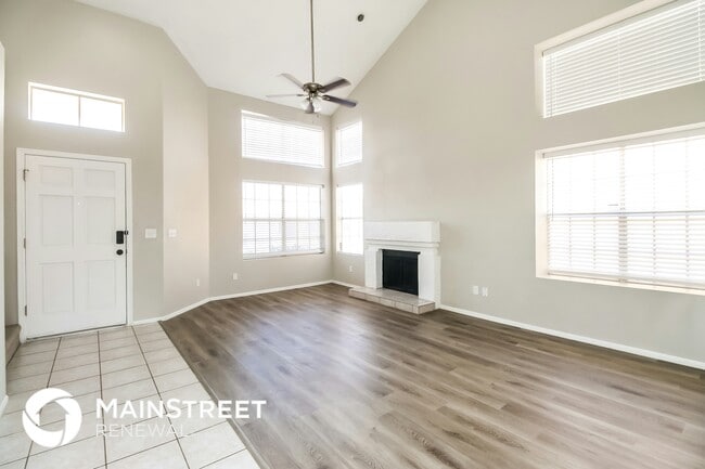 Photo - 4325 E Muirwood Dr