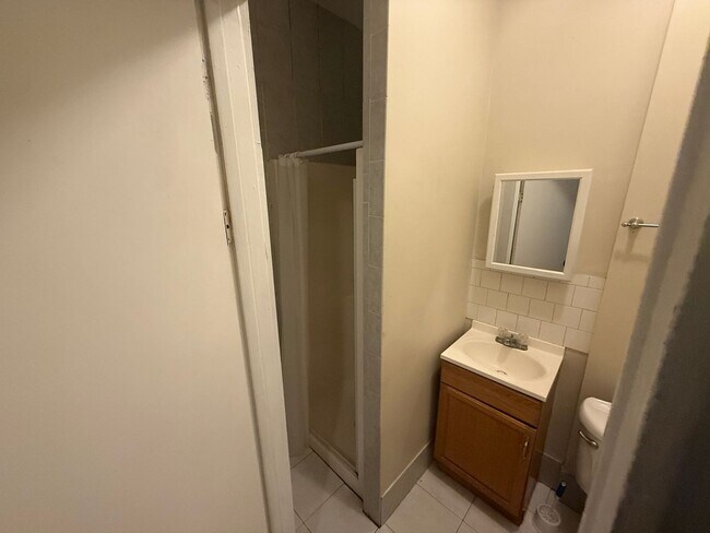 Photo - 139 Franklin St Unit 4