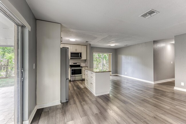 Photo - 7971 NW 35th Ct