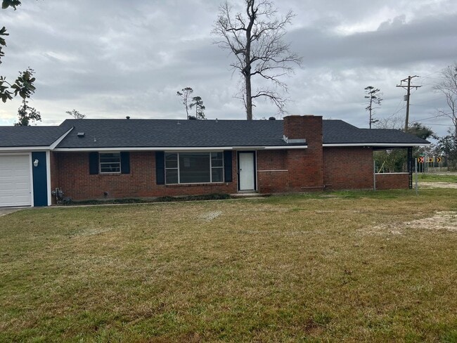 Photo - 909 Green Rd