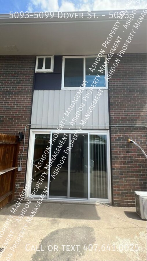 Photo - 5093-5099 Dover St.-5093 Unidad 5093