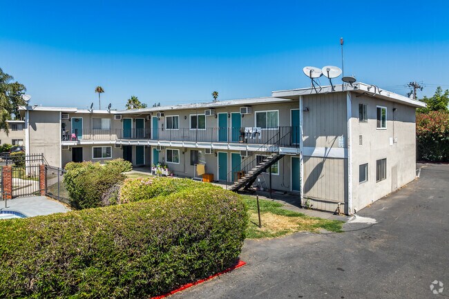 Alternate Building Photo - Rivergate Apartments