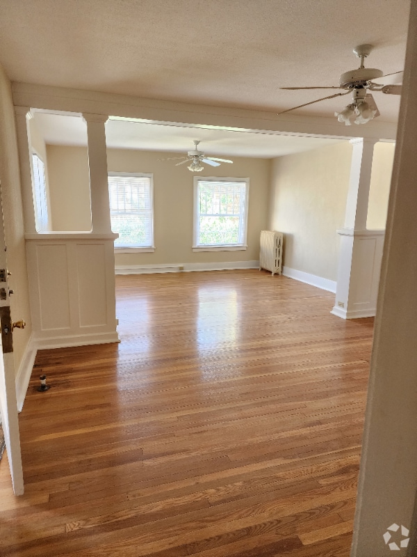 Building Photo - 1820 Montana Ave Unit 17 Rental