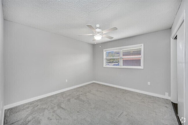 Building Photo - 2301 E Sligh Ave Unit 17 Rental