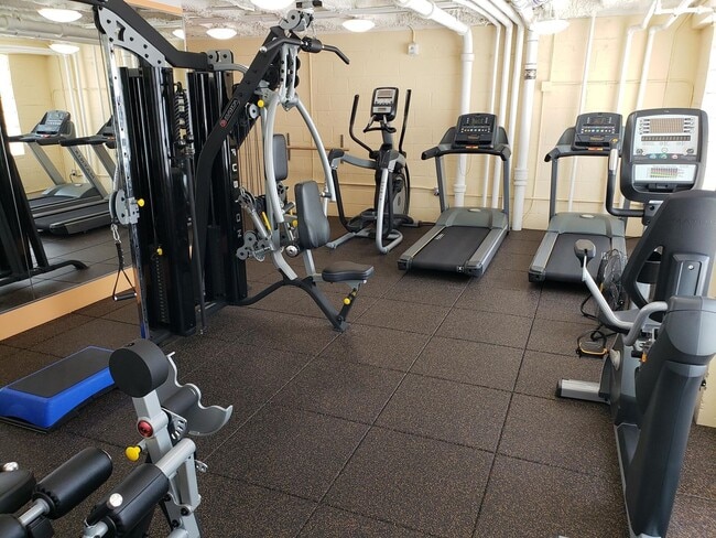 Photo - 1 BA Available for rent $1,800 ALL Utilities included Unit 215