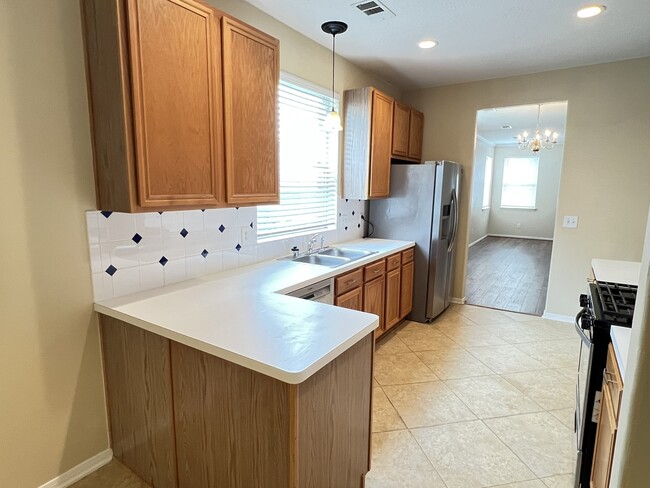 Photo - 2910 Blue Dawn Dr