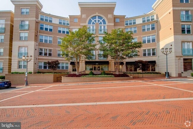 Building Photo - 12000 Market St Unit 173 Rental