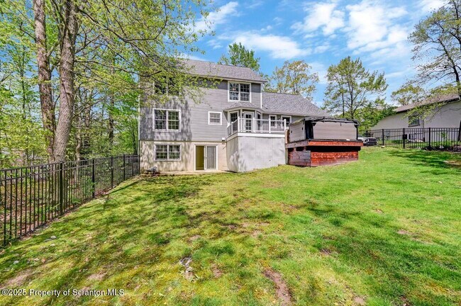 Photo - 27 Emerson Dr