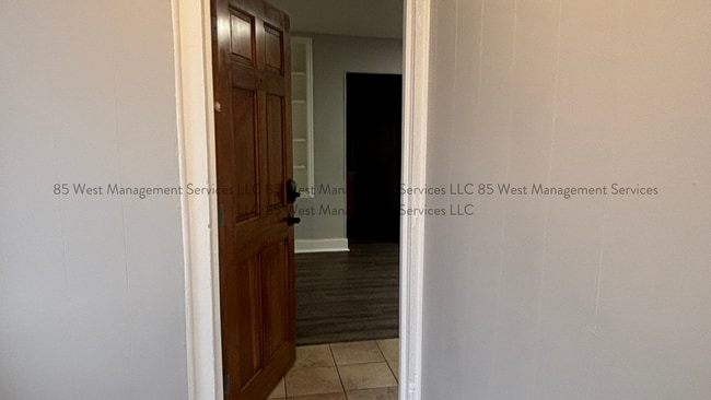 Photo - 1022 3rd St NW