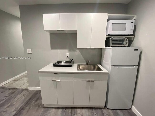 Photo - 2126 NW Flagler Terrace Unidad 2