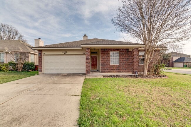 Building Photo - 2300 Wisteria Way