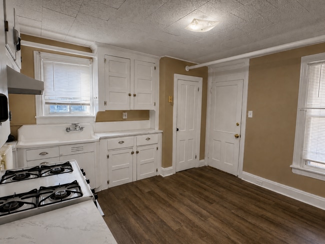 Photo - 209 Reno Ave Unit 209 Reno Avenue  2