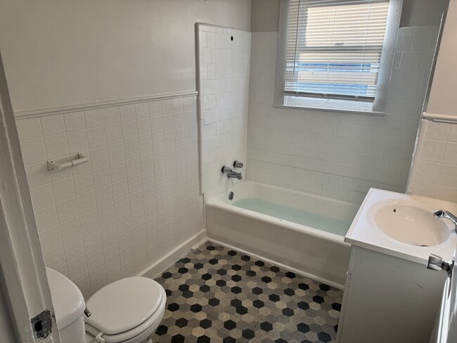 Photo - 110 N Pine St